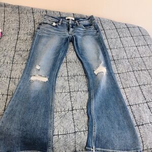 Stylish Blue Distressed Women Jeans